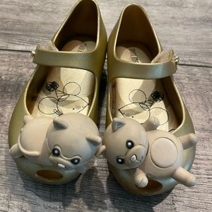Gold Cat Mini Melissa’s